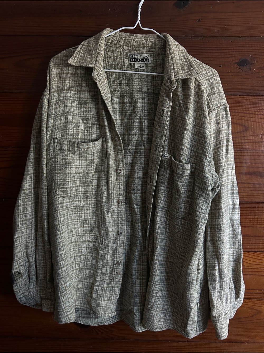 90s vintage Billabong Men's Casual Plaid Button-Up Shirt